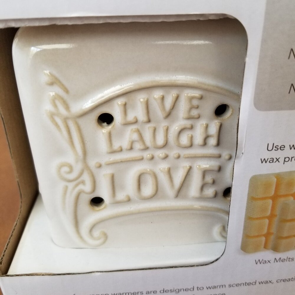 Candle Warmers Wax Warmer - Live Well (Live Laugh Love) - Picture 2 of 6